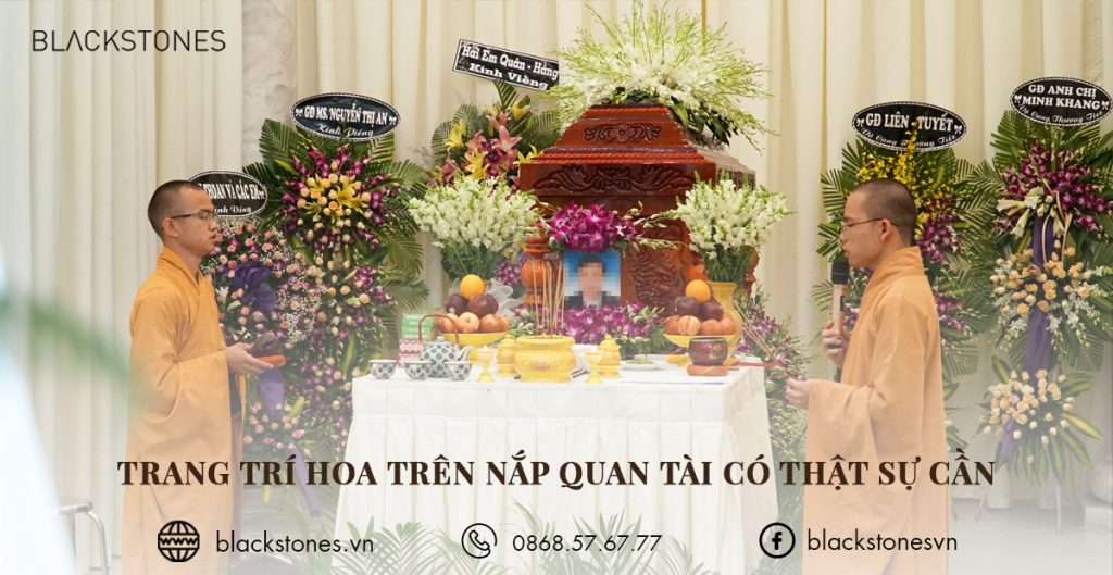 Trang trí hoa trên nắp quan tài có thật sự cần thiết