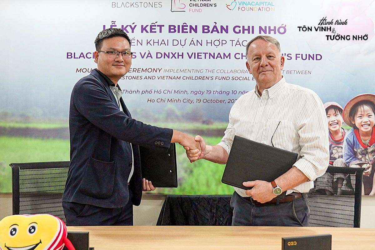 Phó Tổng Giám đốc Blackstones và Đại diện DNXH Vietnam Children’s Fund