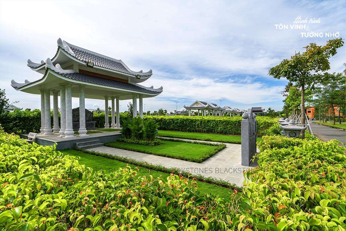 Lăng mộ gia tộc tại hoa viên Sala Garden